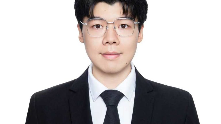 Zhipeng Xue